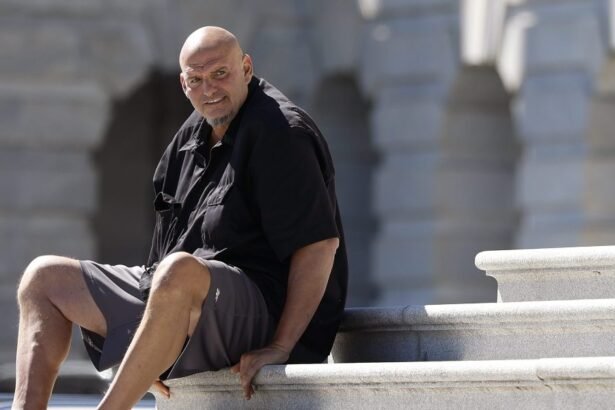 Fetterman, GOP Kill Bill to Block Venezuela Drug Boat Strikes