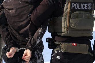 Marine Says Feds Copied His Phone Without a Warrant in Minneapolis